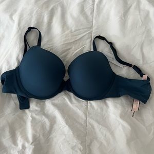 Victoria’s Secret 34C Bra
